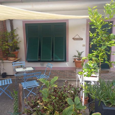 "La Casita", 2 Floors Apartment, Private Parking 1 Car Or 2 Bikes, Air-Cond And Terrace 利沃诺 外观 照片